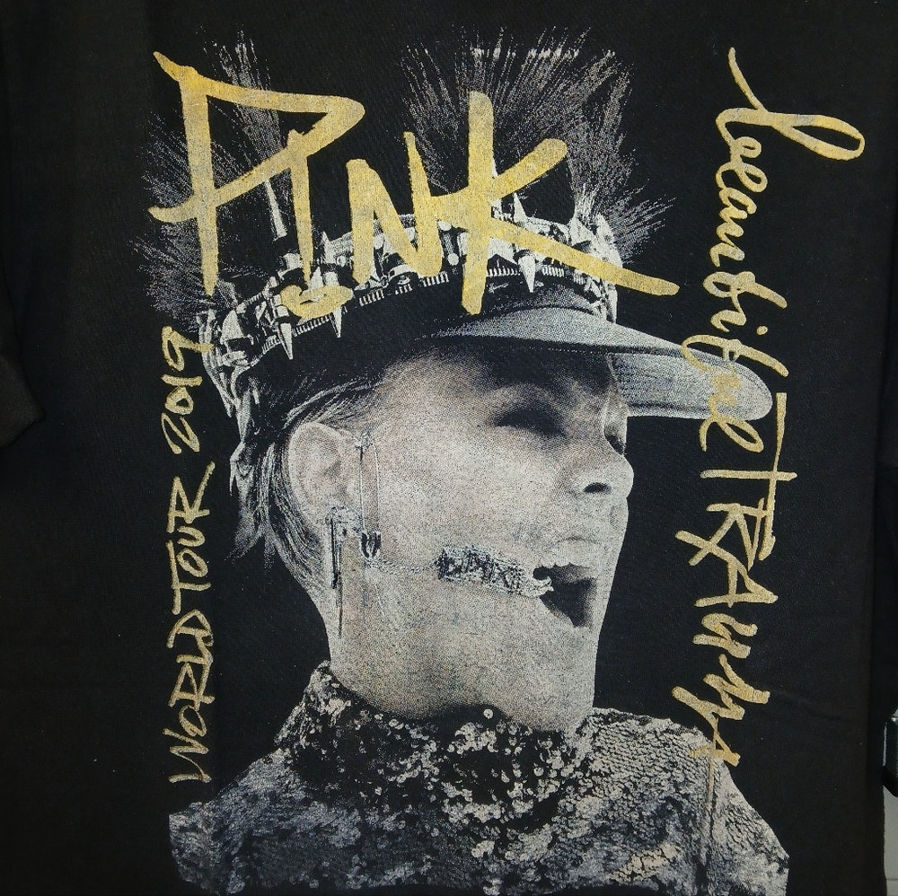 P!NK/PINK Beautiful Trauma World Tour 2019 Concert TShirt Size M - Picture 4 of 7
